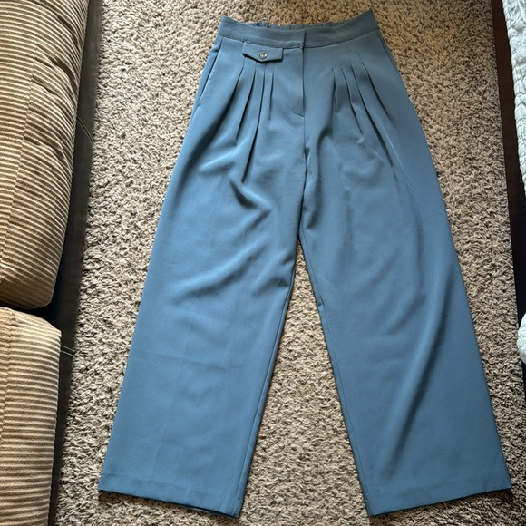 THE FRANKIE SHOP ELENI PLEATED PANTS / TROUSERS - Picture 4 of 8